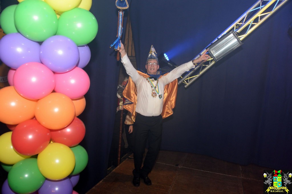 ../Images/Het Opwarmbal 322.jpg